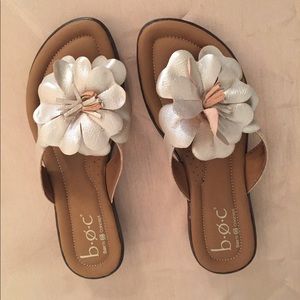 Gold flower sandals. Great condition!